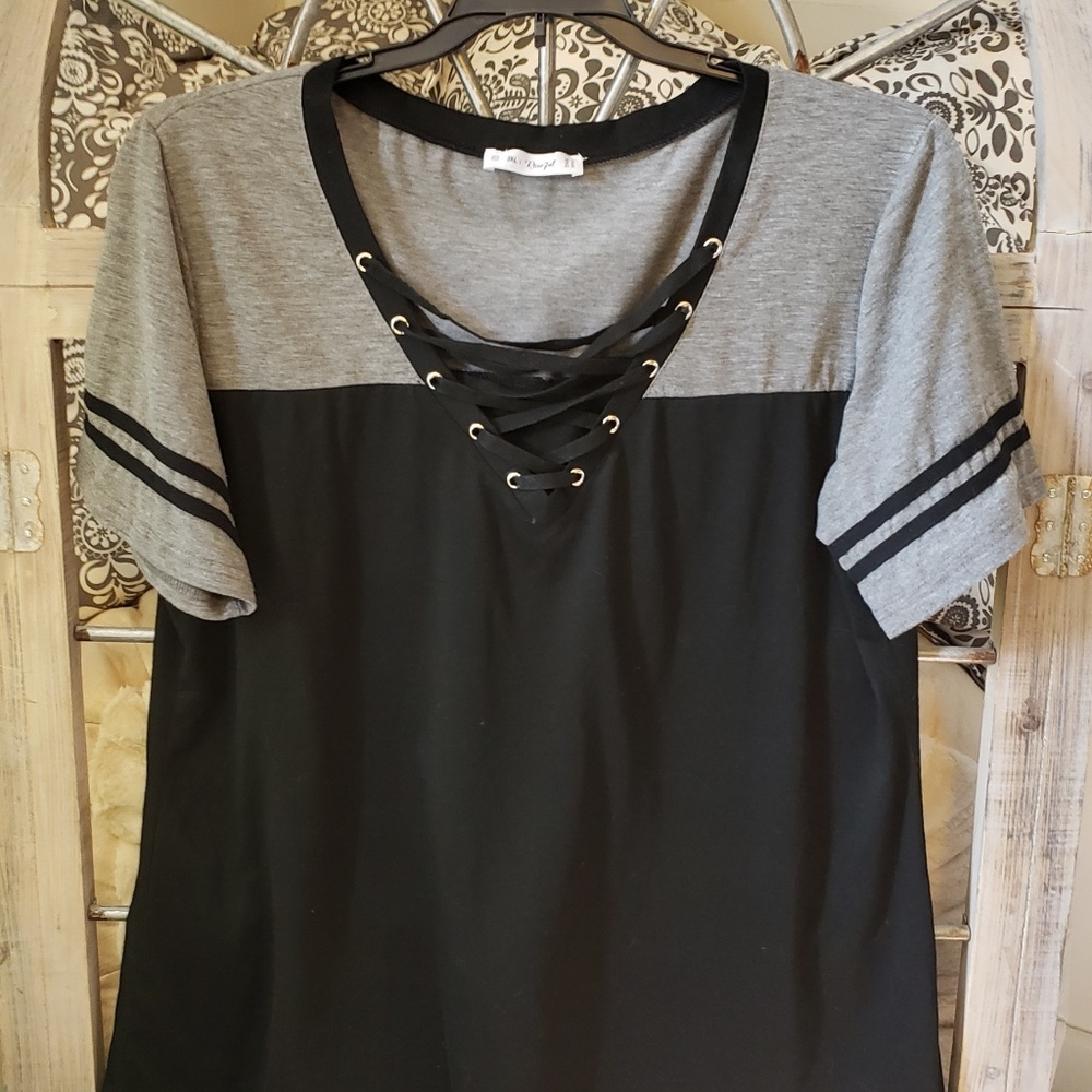 RoseGal Tshirt w/ Lacing sz 3X